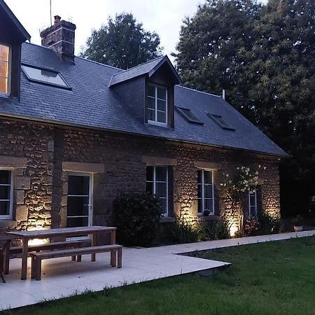 Maison La Riviere Reffuveille 外观 照片